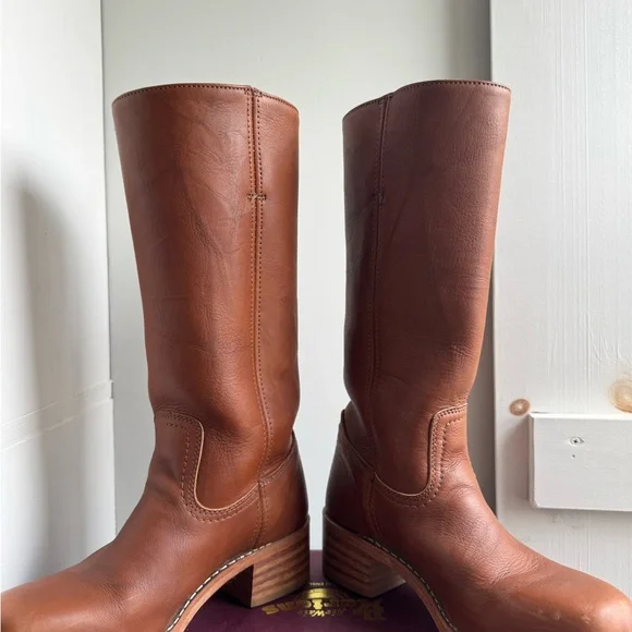 EUC Frye Campus Tan Boots 7.5 - Picture 3 of 9